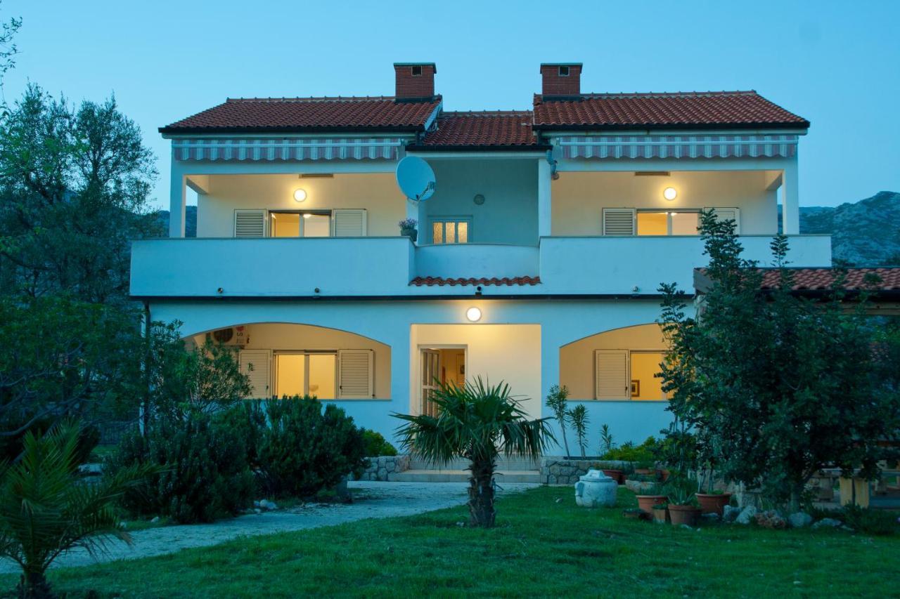 Apartments Punta Селине Екстер'єр фото